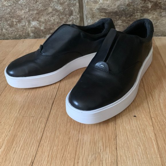 Clarks Shoes - Clarks slip on womens shoes size 8